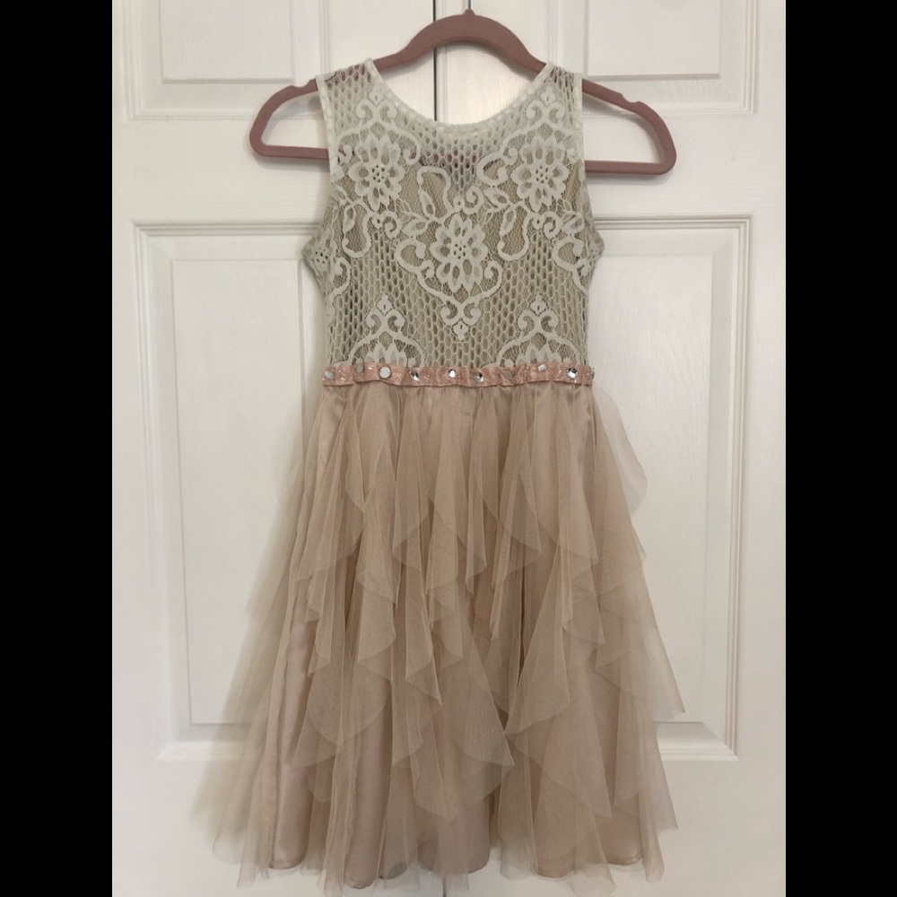 Girls creme coloured formal dress